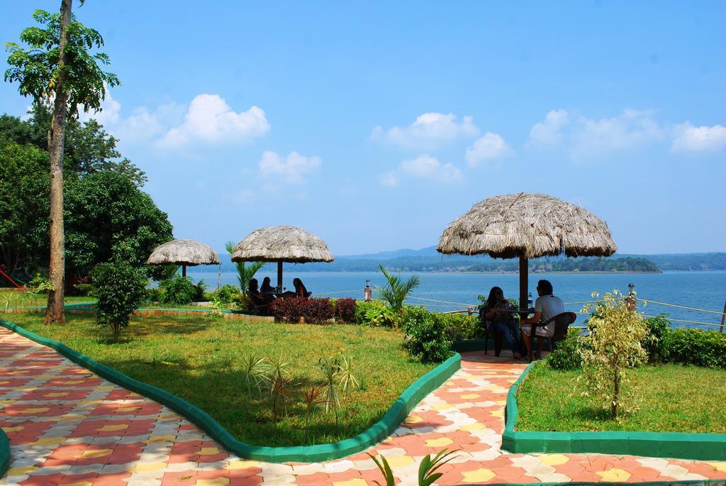Coorg Jungle Camp Resort Suntikoppa Bagian luar foto